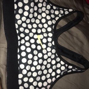 nike sports bra